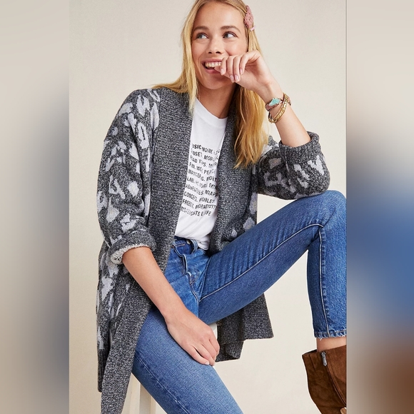 Anthropologie Sweaters - Anthropologie cupcakes & cashmere Molly leopard cardigan Large